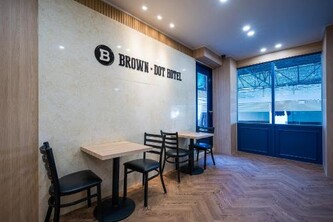 브라운도트 호텔 안강