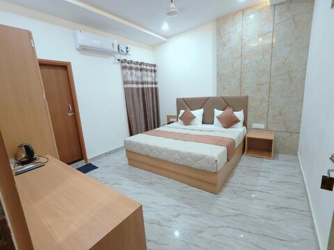 Hotel Pilgrim Near Golden Temple