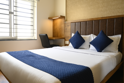 HOTEL RIZE INN