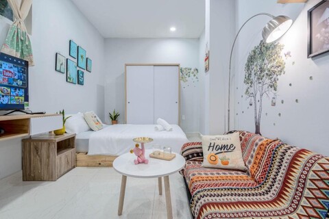 라라하우스 스프링 아파트먼트