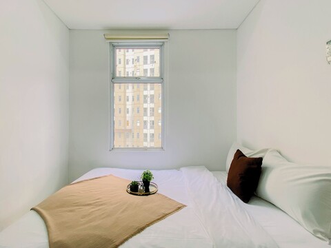 비토리아 레지던스의 컴팩트 화이트 2베드룸, 라와 부아야 역 근처