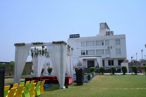 The Raj Hotel & Resort