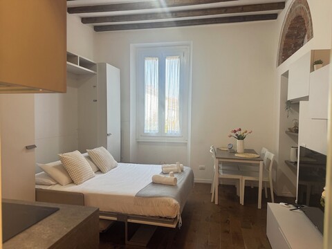 아카사디임마, 메트로 근처, 와이파이, 밝음