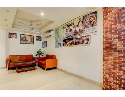 Hotel Vintage Near Connaught Palace