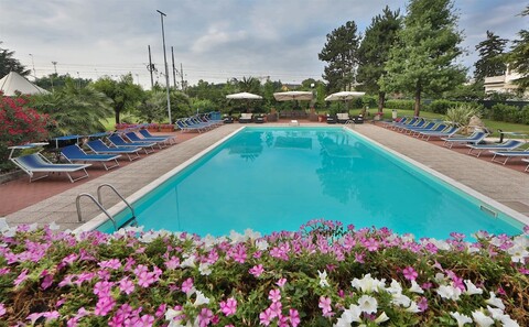 베스트 웨스턴 플러스 소아브 호텔