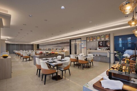 Wuhan Furama Shanshui Hotel (Wangjiawan Wuhan International Expo Center Branch)