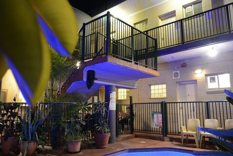 뉴타운 백패커스