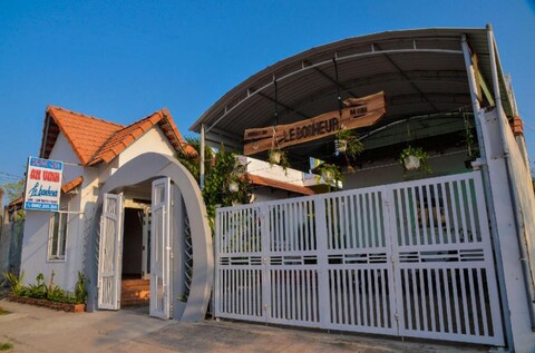 안빈 아날로그 하우스 - 르 보뇌르