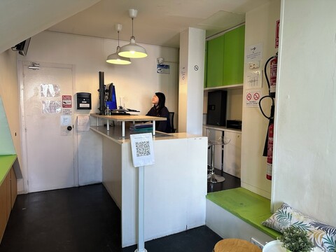 센트럴 앤 베이직 유니버시타트