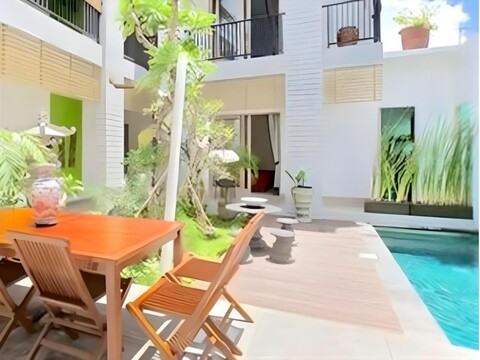 드조마 나드자 홈스테이