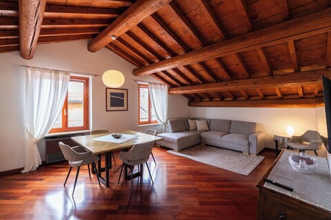 비아 마치니 중심부의 아티코