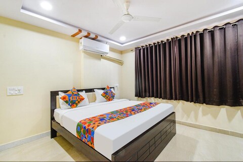 FabHotel N Residency, Hitech City