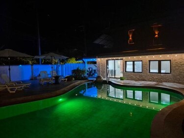 Nur Nur Residence and villa