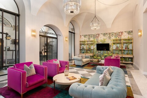 팔라조 파찌 비탈리 럭셔리 아파트먼트