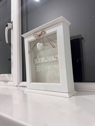 모던 넥스트도어 스테이즈