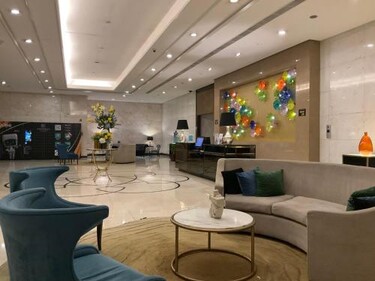 필 앳 홈 - 베니스 맥킨리