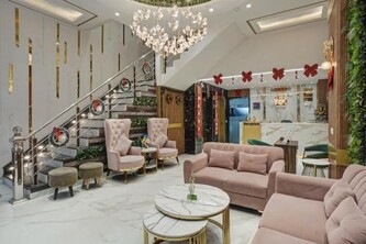 Hotel Saina International - Near Connaught Place