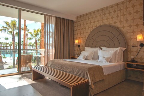 와인 & 북스 바이 더 씨, 알가르브 리조트