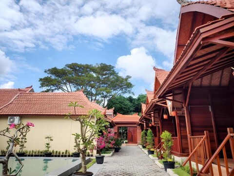 울리 우드 빌라 짐바란 발리 - GWK 근처