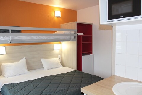 프레미에르 클라스 플레지르 - 가틴