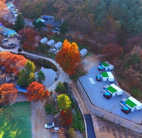 브루소 글램핑 앤 카라반