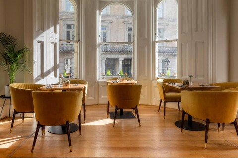 켄싱턴 하우스 호텔