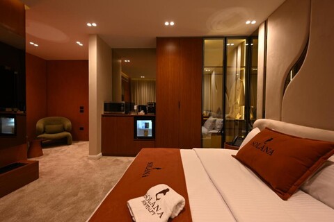 Solana Sky Pool Boutique Hotel