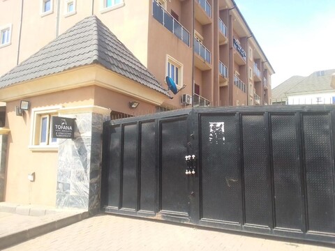 Tofana Hotel and Suites Mabushi