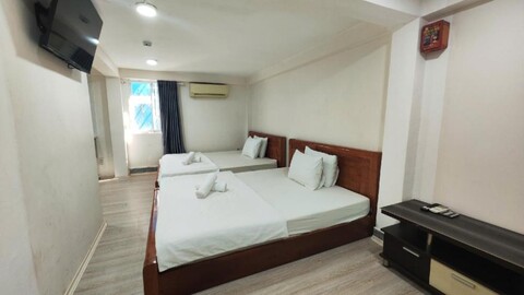 크라운 호텔 팜응우라오