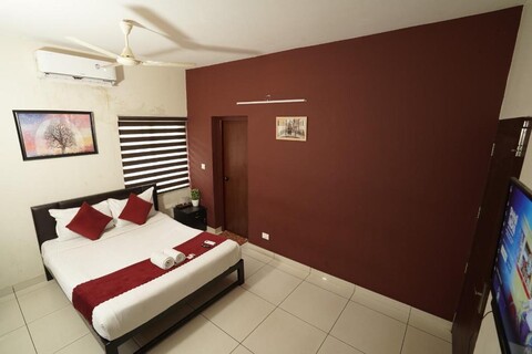 Atmos Inn