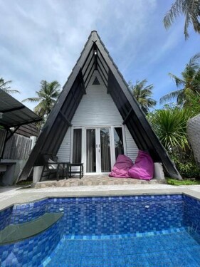Resort Gili Trawangan - Privat Pool Bungalow - Long Term
