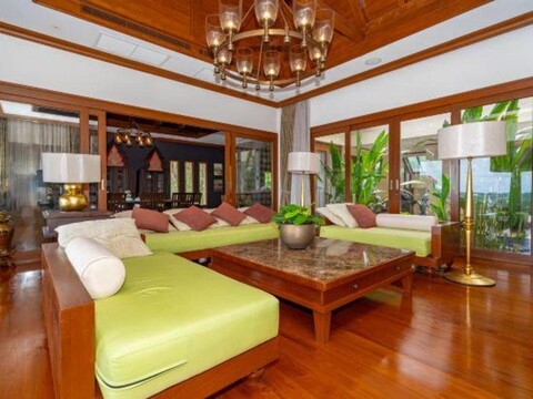 Royal Legacy Private Villa With Private Golf Course