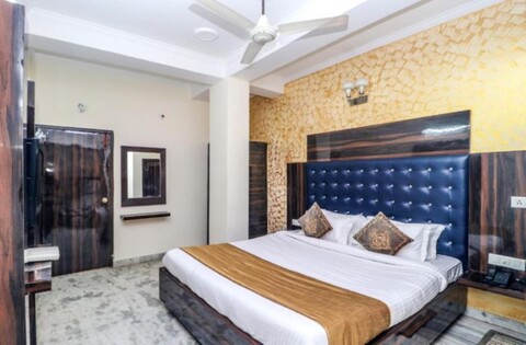Goroomgo Shelton Chandigarh