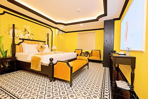 로얄 호텔 호치민