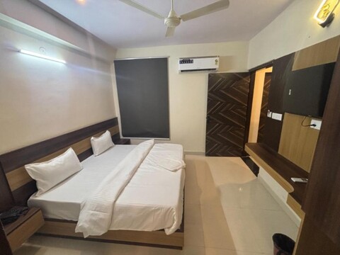 Goroomgo Altera Jaipur