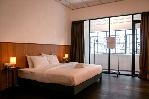 Aayu Chowrasta - 3 min walk to Penang Road Chendul