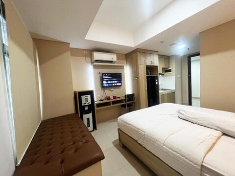 Pollux Chadstone Apartemen by Namastay Inn