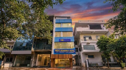 Via Great Residency I