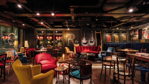 루비 루시 호텔 런던, IHG 바이