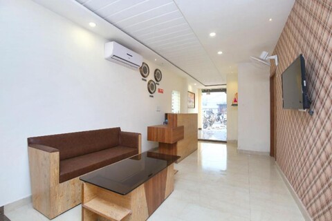 Hotel O Amaze Inn Indo Pak Bus Stand