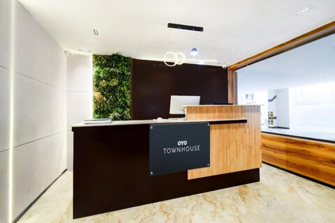 Super Townhouse Casa Grand Miyapur