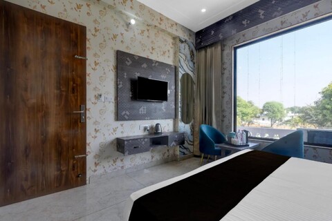 Hotel O RG PALACE HOTEL