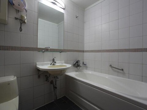Seowon Tourist Hotel
