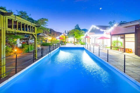 가평 아델하임꽃가람펜션