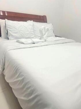 Birch Tower Big Studio Type Unit 2711