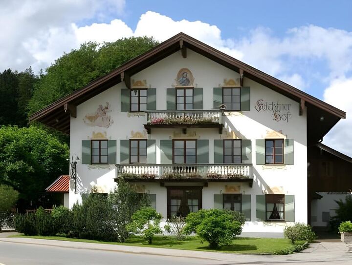 Tegernseer Hof-i