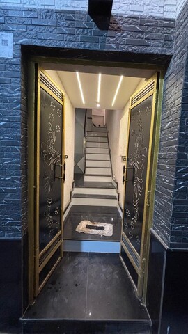 Kedar Stays by Inka Kashi