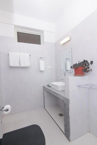 Hotel Yatra Sauraha