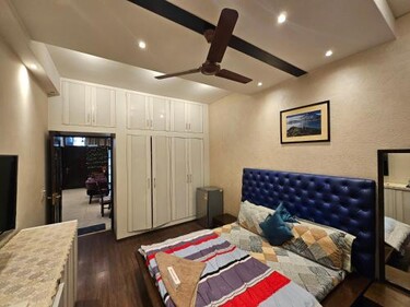 DEER PARK LUXURY HOMESTAY (Safdarjang Enclave)