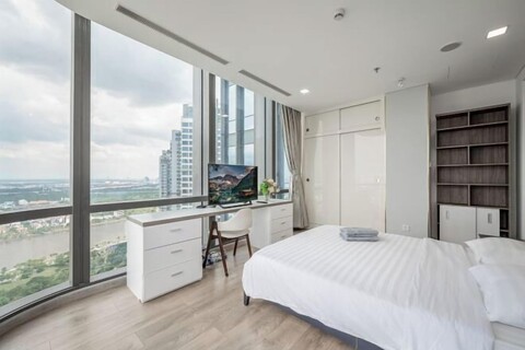 THE LANDMARK 81 LUXURY ART CONDOTEL